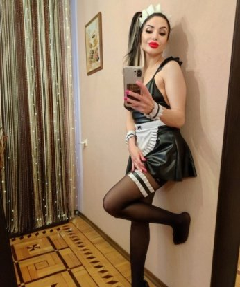 Со мной ты можешь расслабиться и погрузиться в мир наслаждения. Я опытная и всегда готова исполнить все твои сокровенные фантазии. У меня много возможностей, которыми я могу порадовать тебя. Мои услуги включают классический секс, оральный секс, эротический массаж и многое другое. Я стройная и сексуальная, с красивыми формами и гладкой кожей. У меня есть отличные отзывы от моих клиентов, которые говорят обо мне только в лучших выражениях. Жду тебя с нетерпением, чтобы сделать твои самые горячие фантазии реальностью. Подари себе незабываемую ночь с особенной красоткой. 🌹🔥💋 Радусик